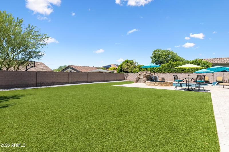 2409 W Quail Track Dr-68