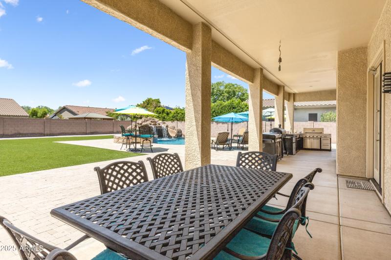 2409 W Quail Track Dr-70