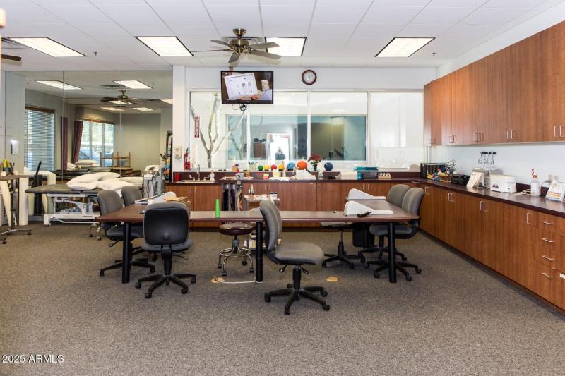 1972 Baseline-2368 (Large)