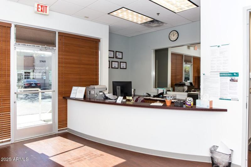 1972 Baseline-2374 (Large)