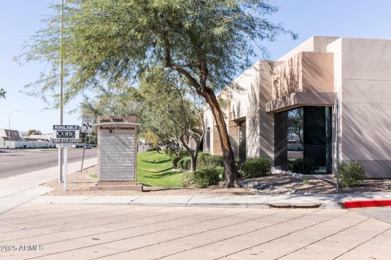 1972 Baseline-2392 (Large)