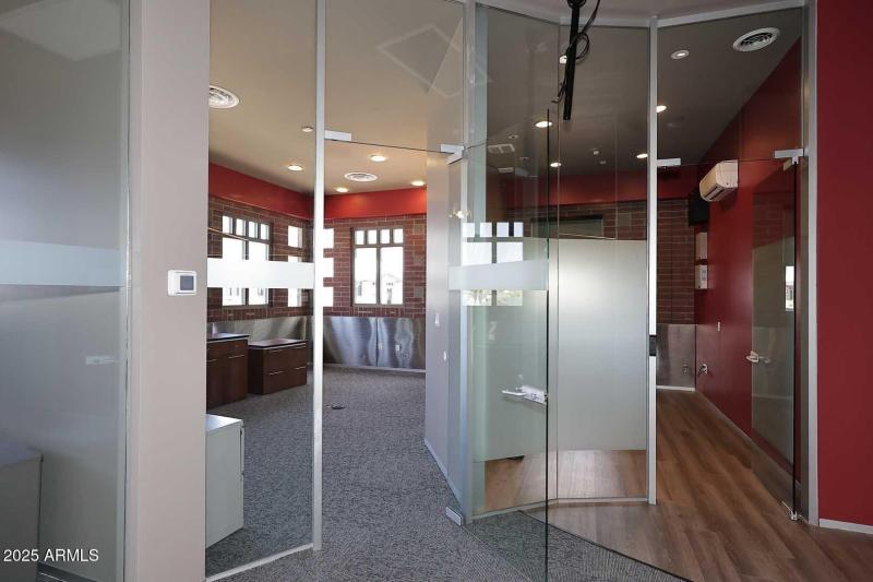 Private Office 3
