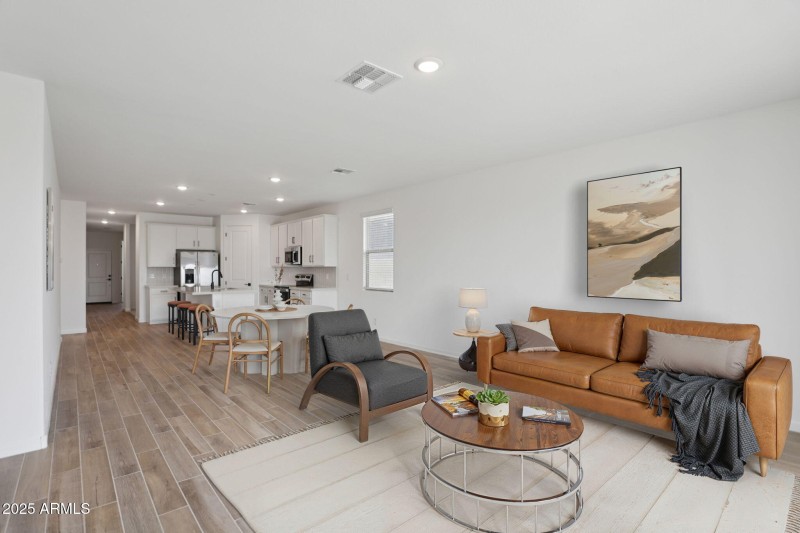 6-web-or-mls-4-print-La_Senda_Dr_W-S0307