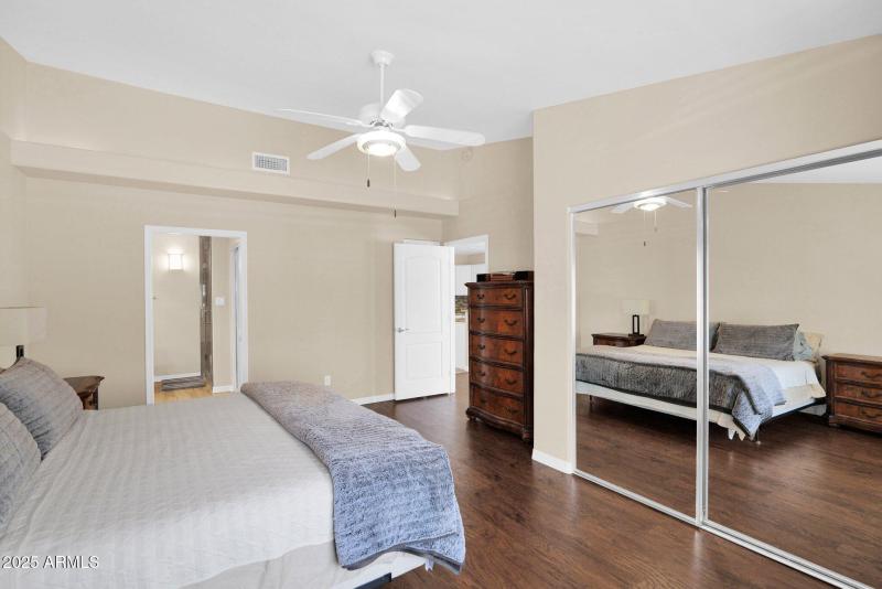 10-web-or-mls-P1246017