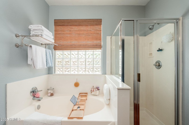 4541 E Brilliant Sky Dr - 22