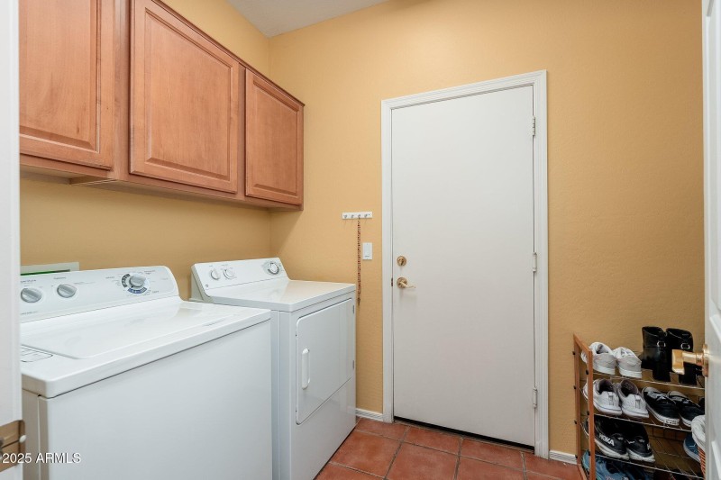 4541 E Brilliant Sky Dr - 30