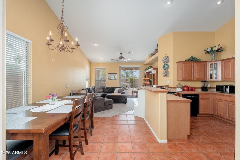 4541 E Brilliant Sky Dr - 07