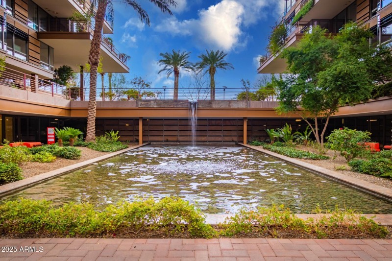 Community courtyard 3