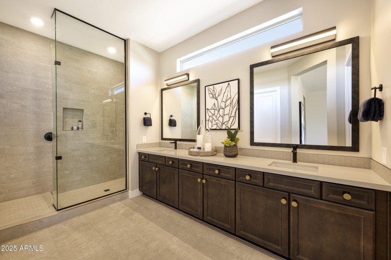 Whispering Hills Model Interiors - Choll