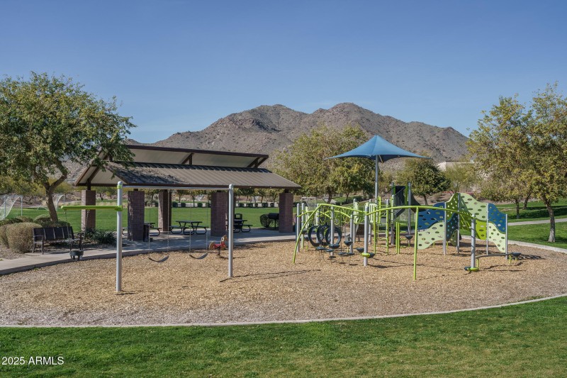 G) SIENNA HILLS COMMUNITY PARK