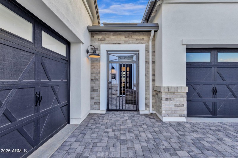 102-web-or-mls-1063-e-palm-bch-dr