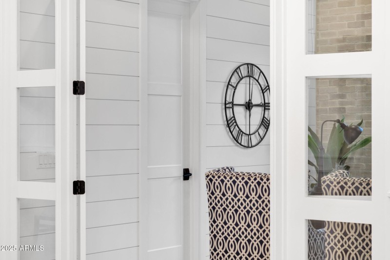 120-web-or-mls-1063-e-palm-bch-dr