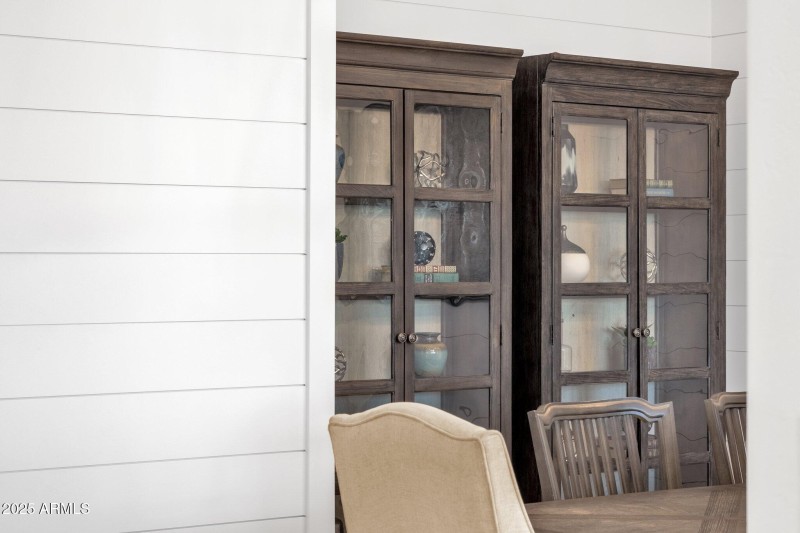 128-web-or-mls-1063-e-palm-bch-dr