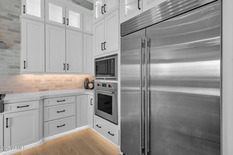 145-web-or-mls-1063-e-palm-bch-dr