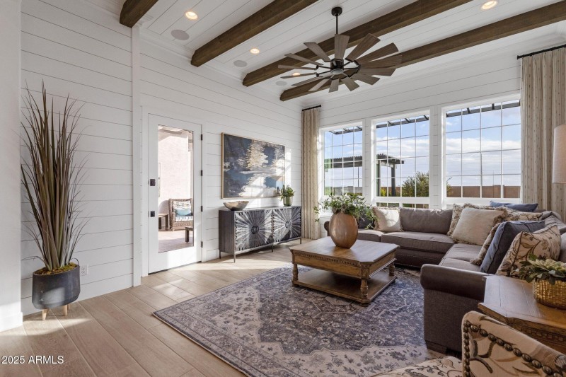 149-web-or-mls-1063-e-palm-bch-dr