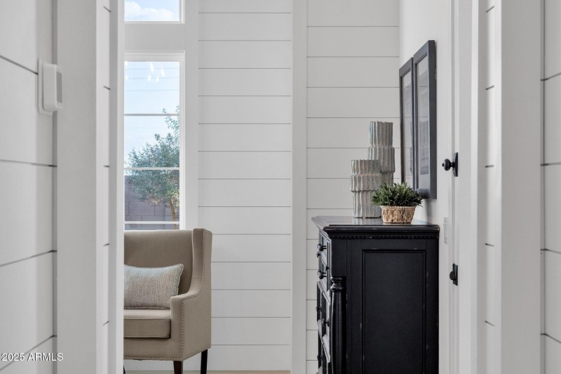 152-web-or-mls-1063-e-palm-bch-dr