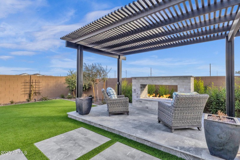 174-web-or-mls-1063-e-palm-bch-dr