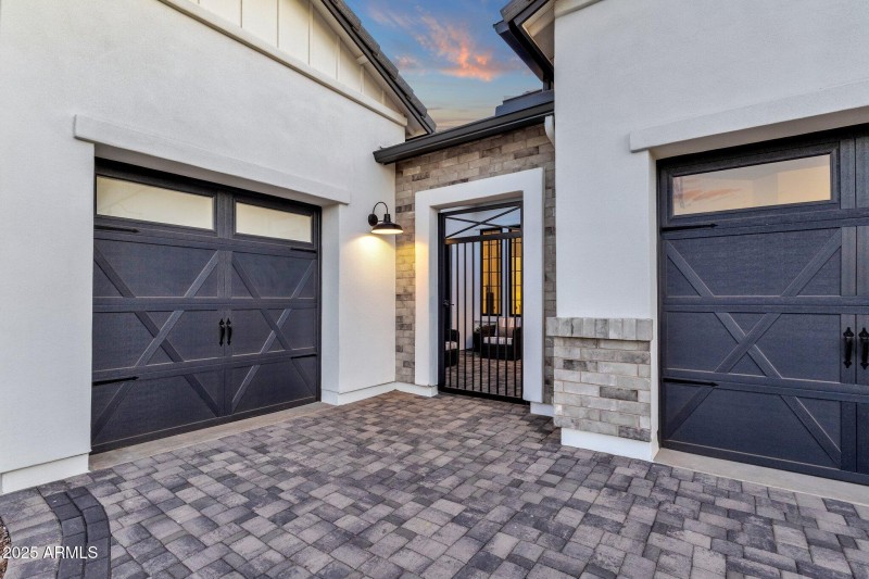 186-web-or-mls-1063-e-palm-bch-dr