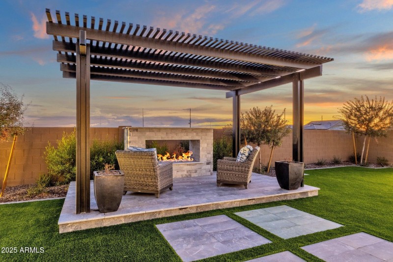 194-web-or-mls-1063-e-palm-bch-dr