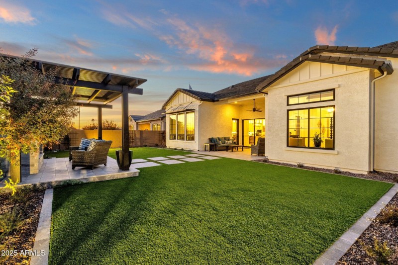 196-web-or-mls-1063-e-palm-bch-dr