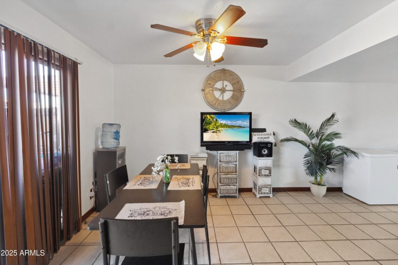 8410 N 32ND AVE, Phoenix, AZ 85051