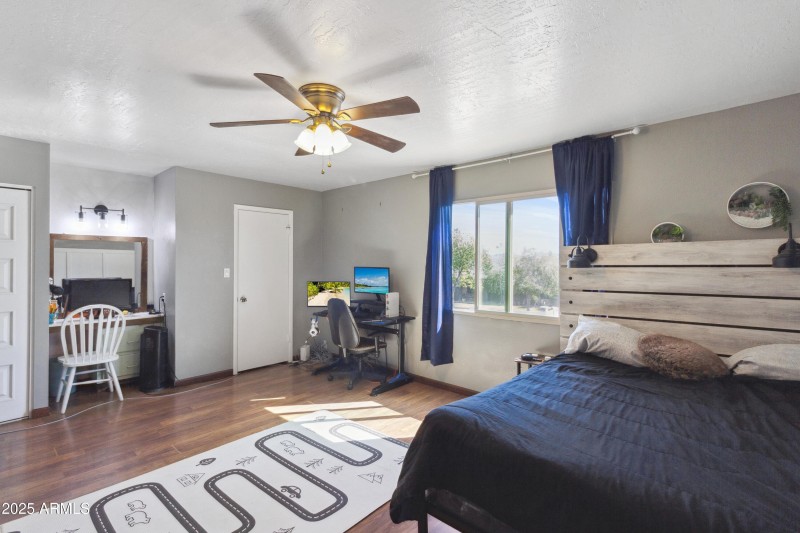 8410 N 32ND AVE, Phoenix, AZ 85051