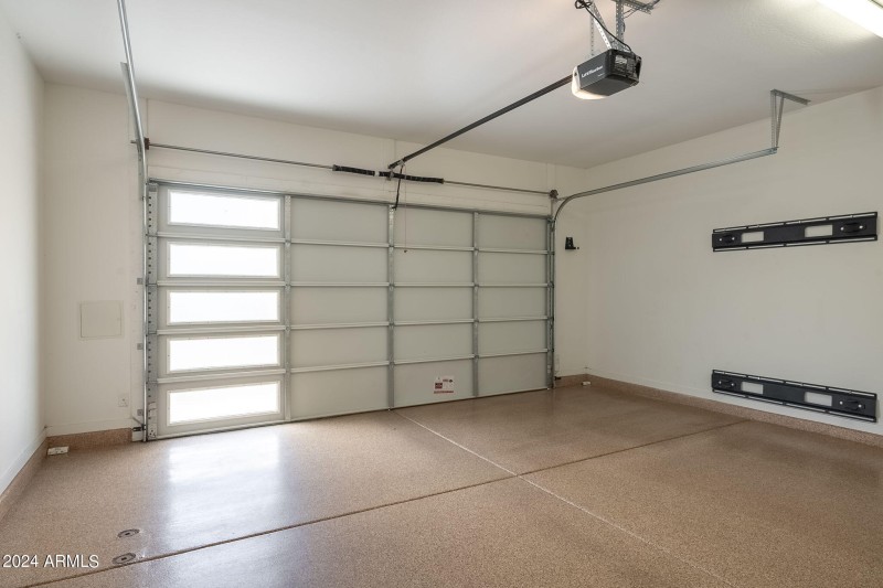 31-web-or-mls-901-s-smith-rd-1036