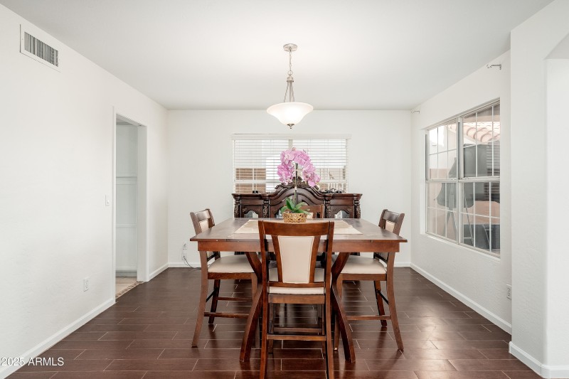 1770 W Mulberry Dr - 11