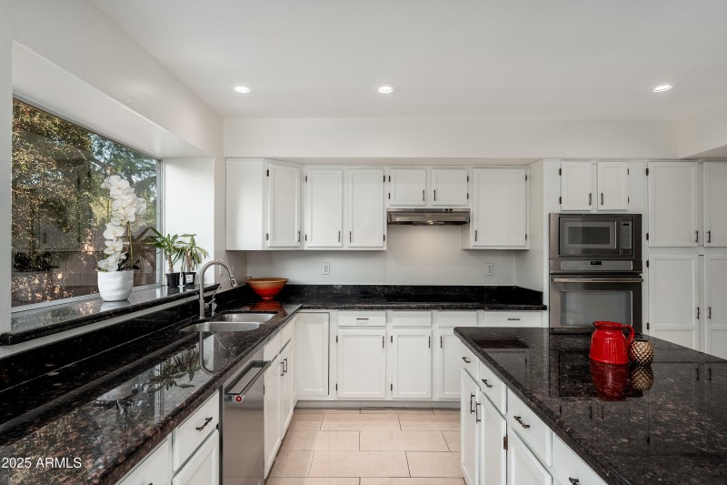 1770 W Mulberry Dr - 21