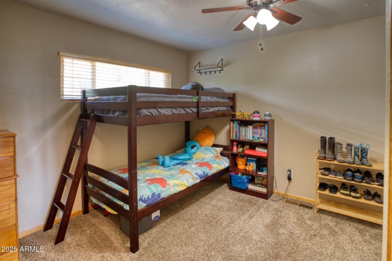 2611 ELLSWORTH AVE, Show Low, AZ