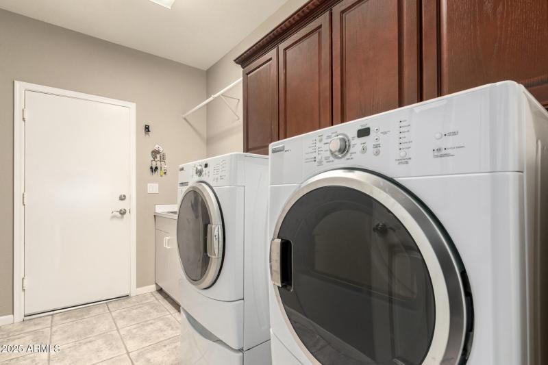 28 Laundry Room