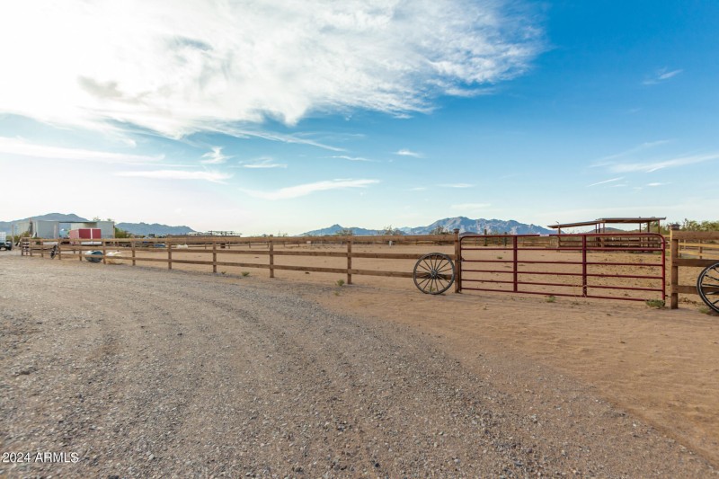 0040-40 - Deer Trail