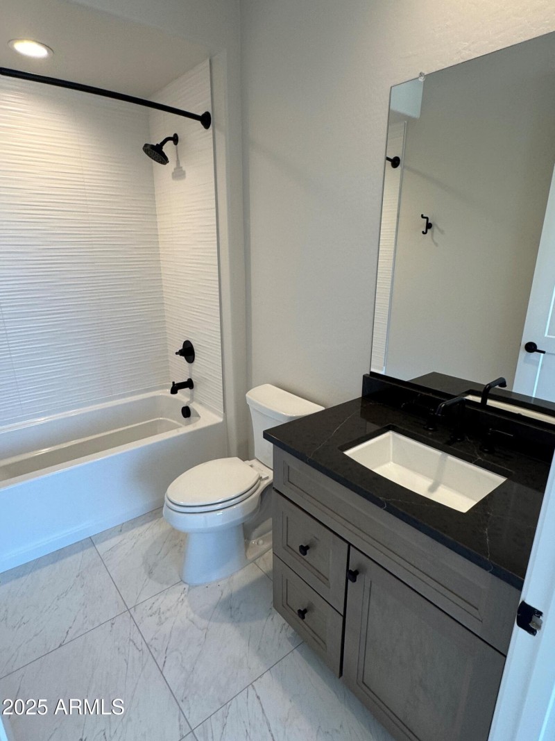 PC Unit 46 Lot 27 Bath 2