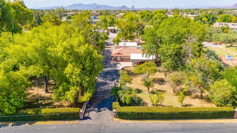 3026 E Backus-Drone-1