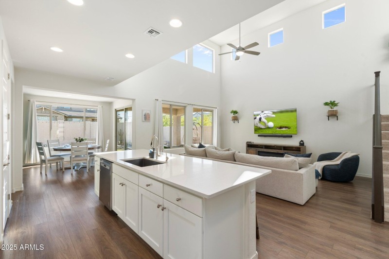 10-web-or-mls-DSC08307