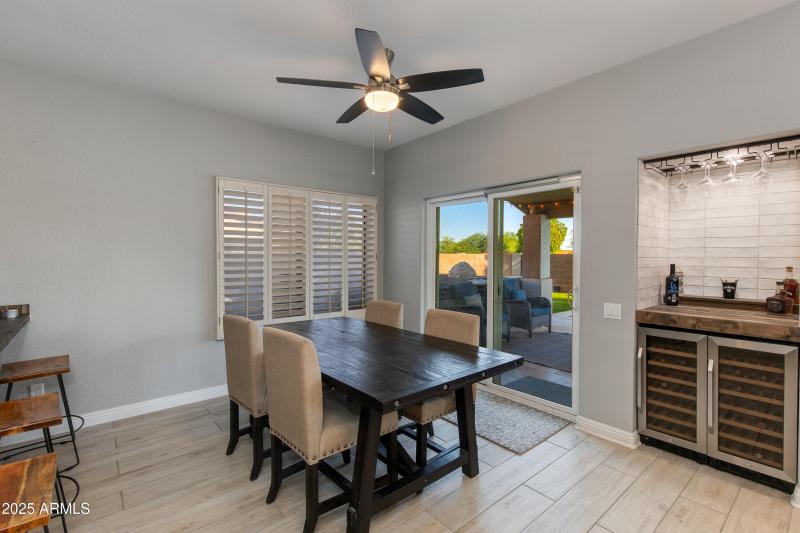 Bright Breakfast Nook