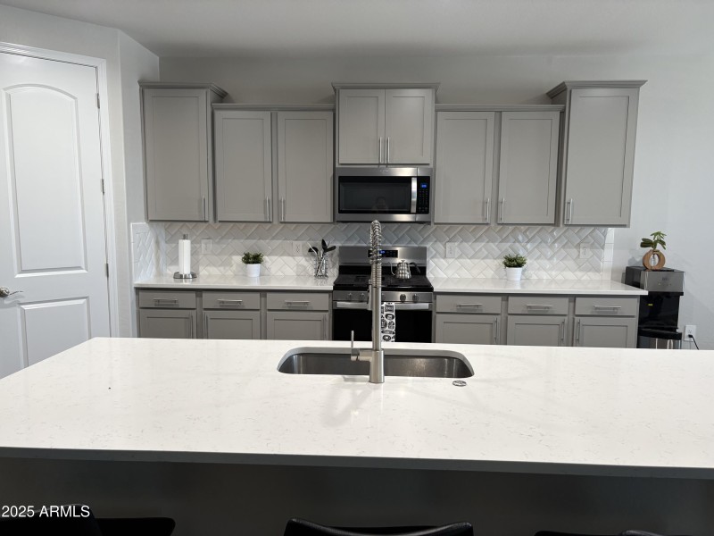 17) 59700-6866dc120527d