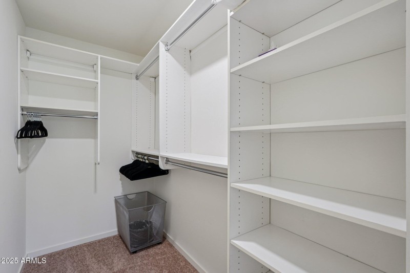 23-web-or-mls-E Rancho Vista Dr-S0807-02