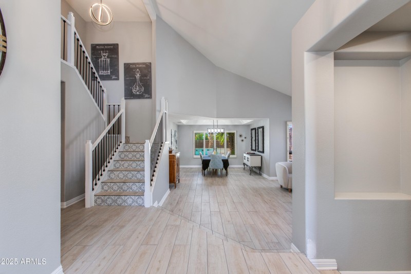 Elegant Open Foyer Space