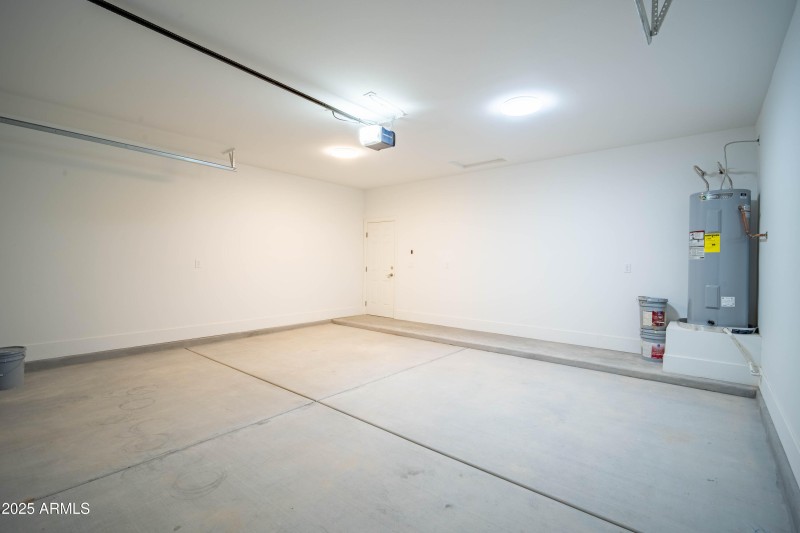 35684 W Chipman Rd -17