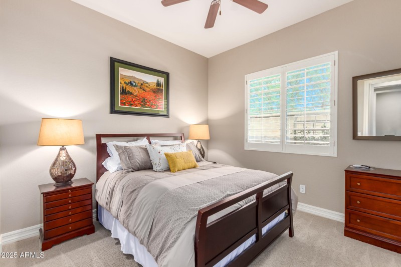 0025- 25 - Santa Cruz