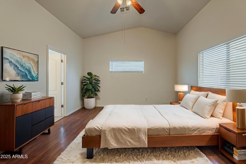 24-web-or-mls-Saguaro-24 - Bedroom - Sca