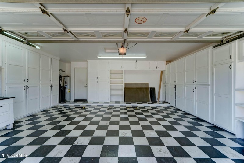 289 E MESQUITE STREET-24