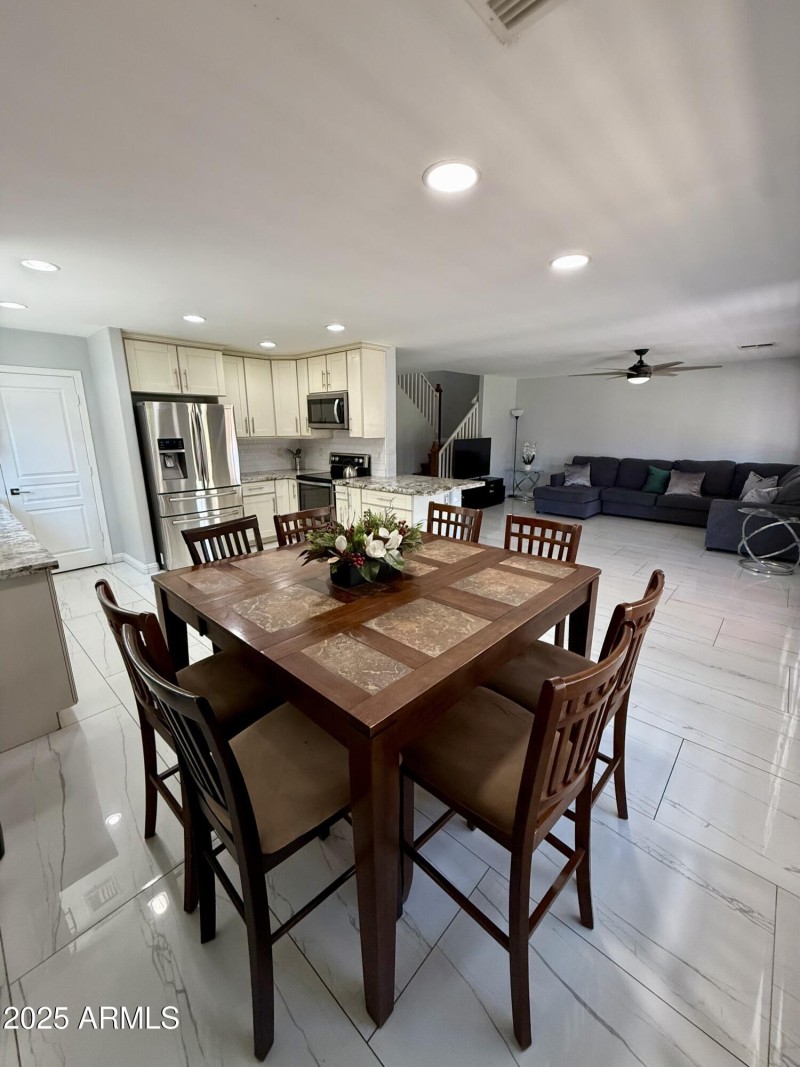 Kitchen, Dinning Room and Living Room