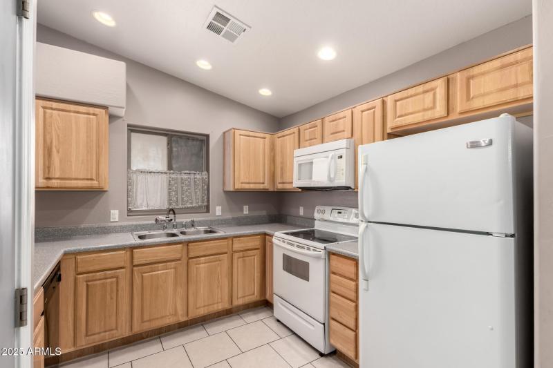 11 - Devonshire 10032