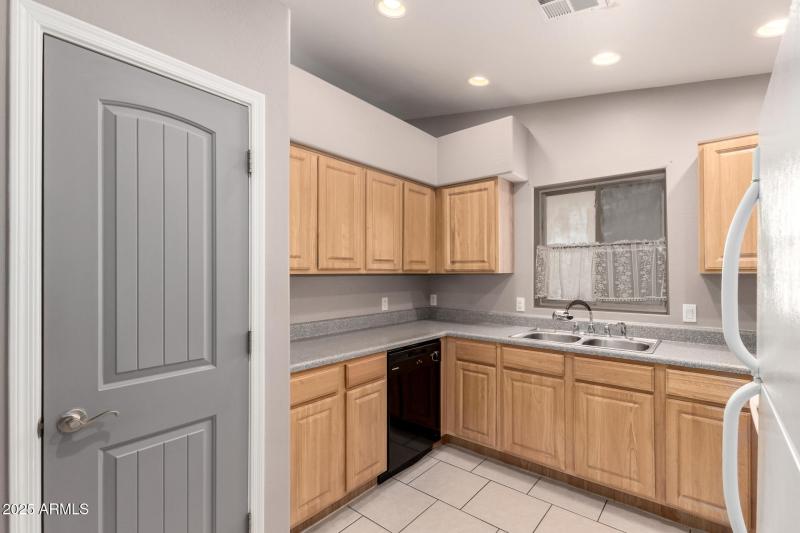 12 - Devonshire 10032