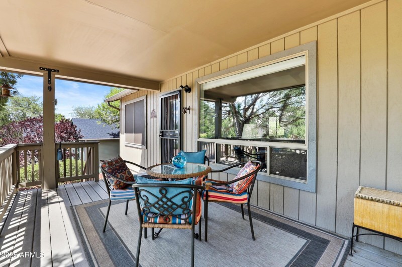 Front Covered Deck (1)