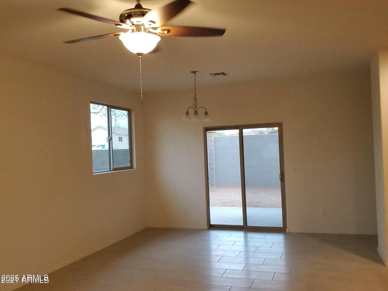 20210330192701370081000000-o