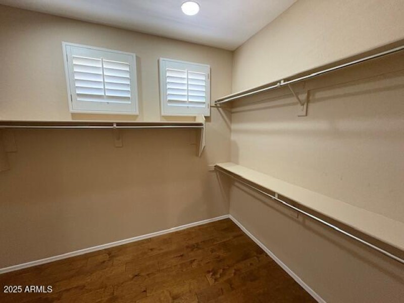 16) 59857-687042949cc45