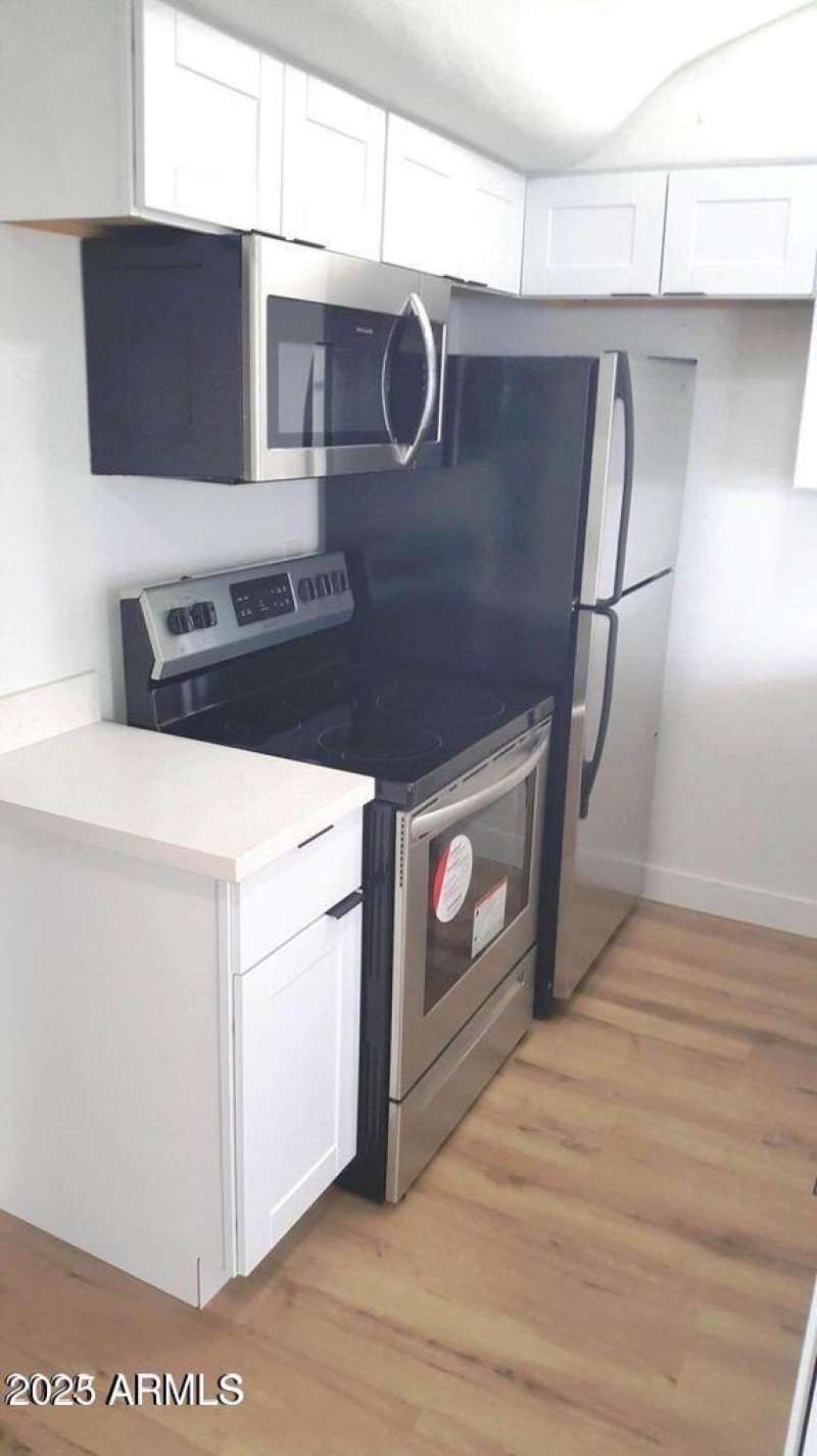 20230519230802734030000000-o